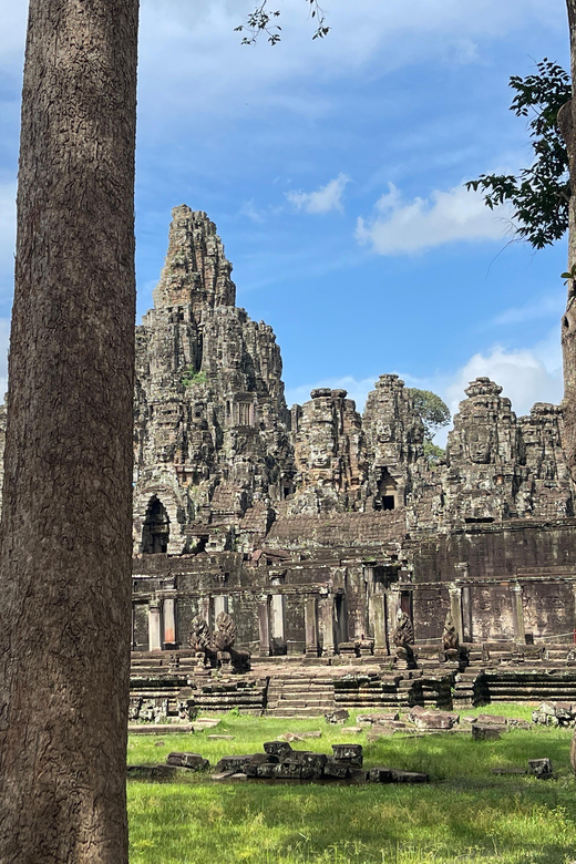 Siem Reap: Angkor Wat Small Group Full Day Tour - Important Information