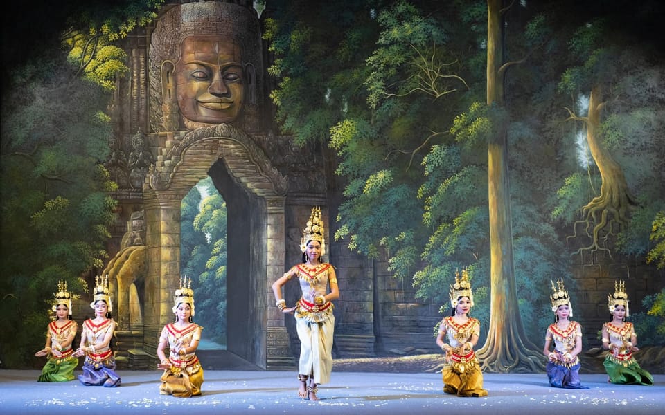 Siem Reap: Apsara Show Including Buffet Dinner/Hotel Pick up - Buffet Dinner Experience