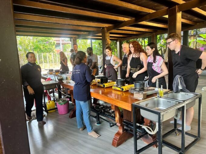 Siem Reap: Khmer Cooking Class at a Locals Home - Cultural Significance of Khmer Cuisine