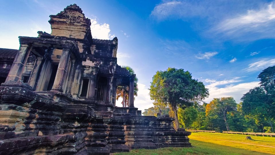 Siem Reap : Premium Angkor Wat Tour - Whats Included in the Tour