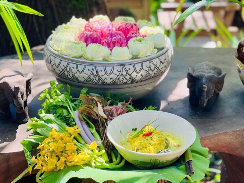 Siem Reap: Small Group Guided Authentic & Unique Food Tour - Highlights of the Tour