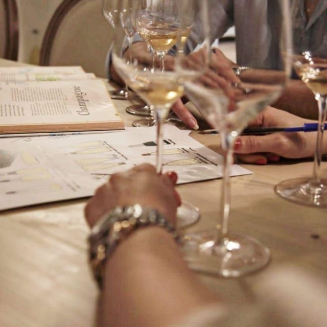 Siena: Wine Tasting Experience With Italian Sparkling Wines - Educational Component