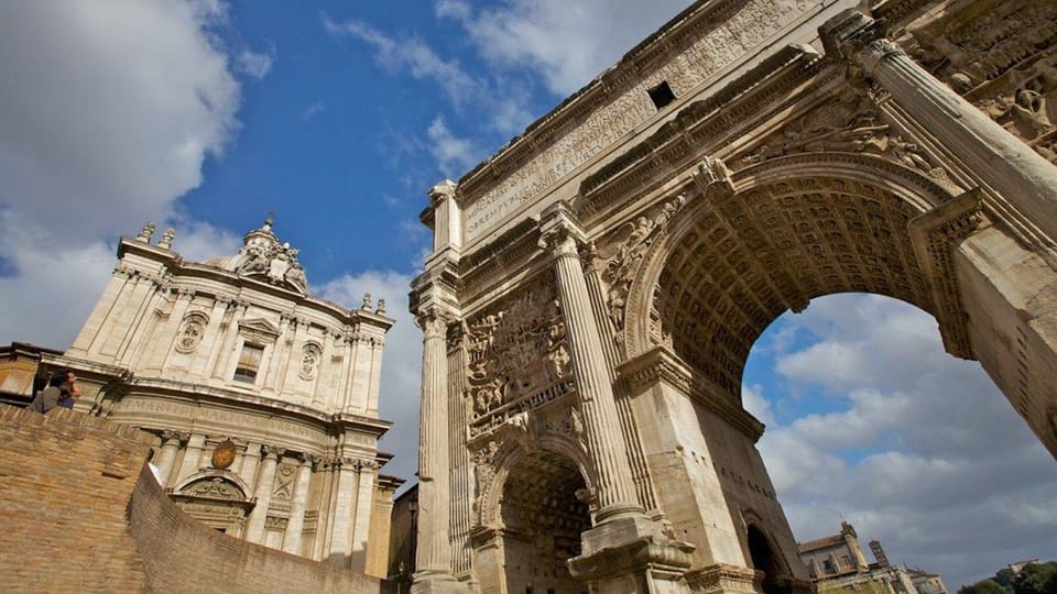 Sightseeing Rome by Sunrise: Private Tour of Rome - Transportation and Comfort