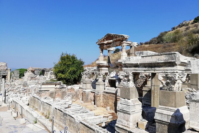 SKIP the LINE : Private Ephesus Tour With Traditional Lunch - Professional Licensed Tour Guides