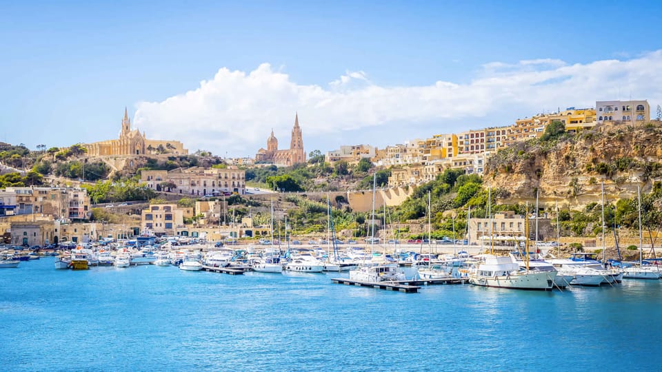 Sliema/St. Pauls: Gozo, Comino & Blue Lagoon Ferry Cruise - Onboard Amenities