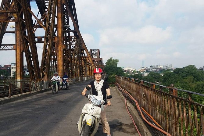 Small-Group Motorbike Sightseeing and Food Tour in Hanoi - Culinary Experiences