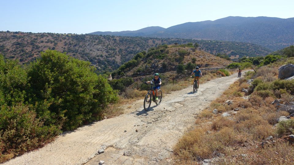 Small Villages and Cretan Nature. E-Bike Tour - Cycling Terrain and Distances