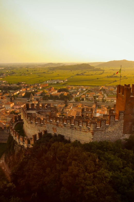 Soave by Bike, Olive Oil, Wine, the Countryside, the Castle. - Scenic Vineyards of Soave