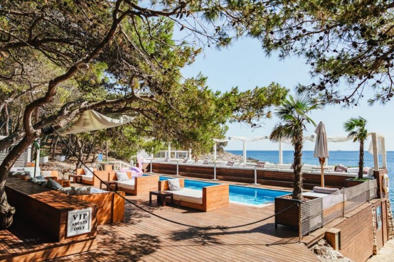 Split: Blue Cave, Vis & Hvar Full-Day Trip by Speedboat - Important Information