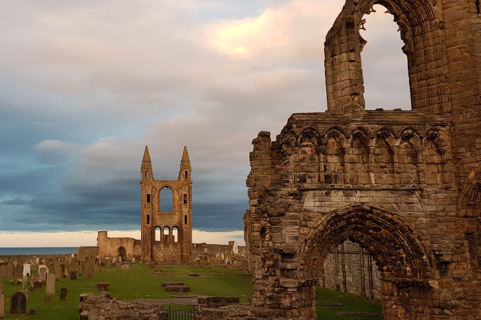 St Andrews: 90-Minute Historical Walking Tour - Key Historical Sites