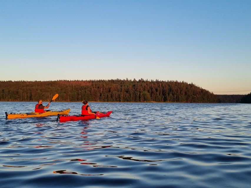 Stockholm: Sunset Kayak Tour on Lake Mälaren With Tea & Cake - Inclusions and Amenities