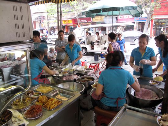 Street Food Tour Hanoi and Train Street Experience - Customer Experiences