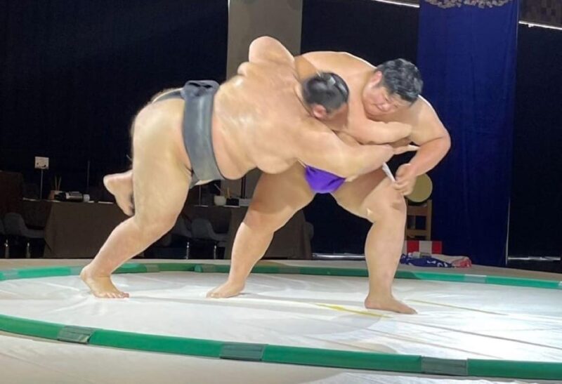 Sumo Show, Sumo Experience, Kimono Experience in OSAKA - Sumo Wrestling Activities
