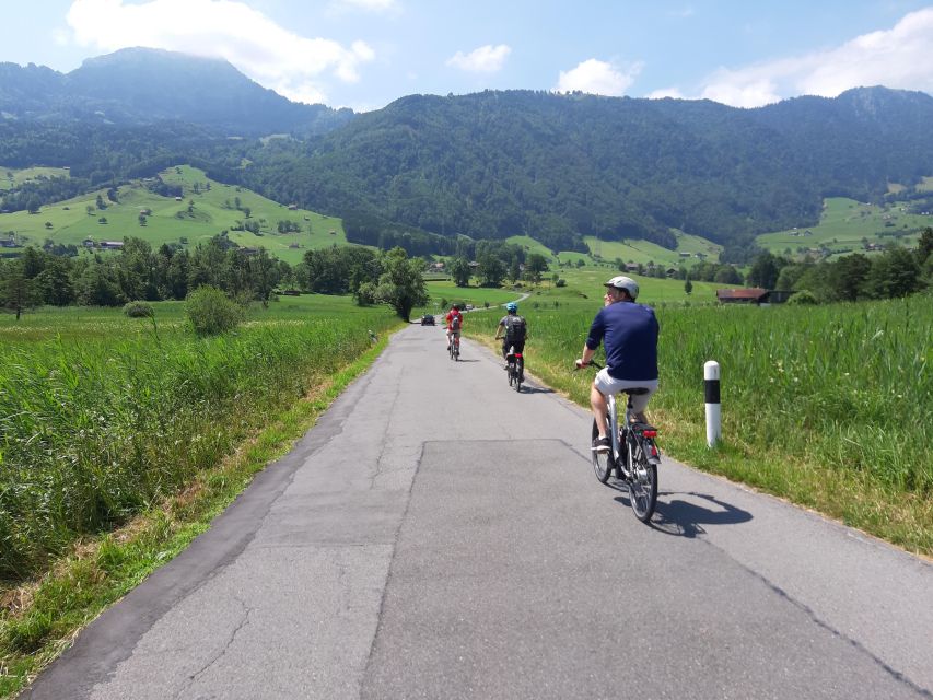 Swiss Army Knife Valley Bike Tour and Lake Lucerne Cruise - Scenic Highlights