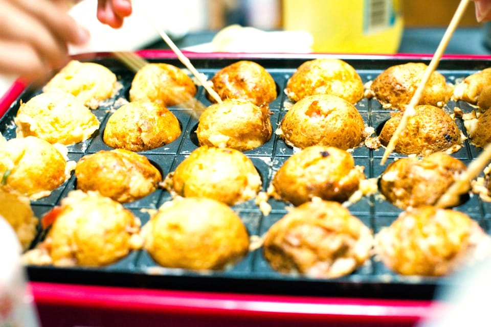 Takoyaki Cooking Experience in Kabukicho, Shinjuku - Important Participation Information