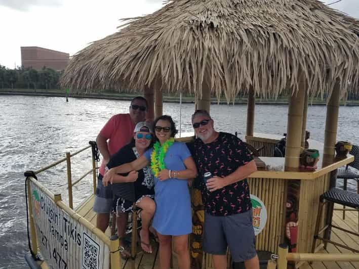 Tampa Bay: 3 Hour - Tampa Bar Hop Tiki Cruise - Amenities on Board