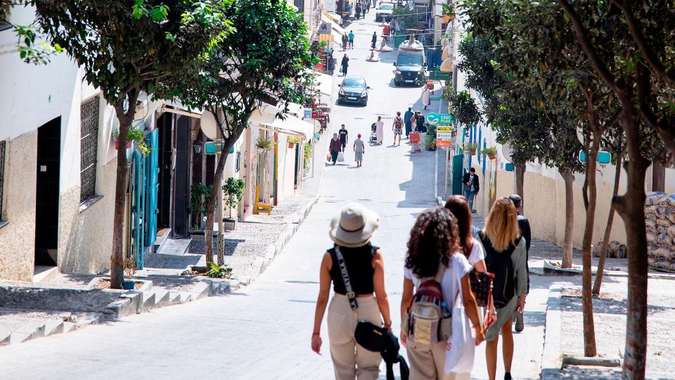 Tarifa: Tangier Day Trip by Ferry With Lunch & Tour Guide - Meeting Point and Requirements