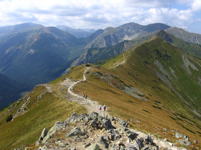 Tatras Mountains: Full-Day Hiking Tour From Krakow - Guided Tour Features