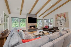 The Auberge Residences at Element 52 - Frequently Asked Questions