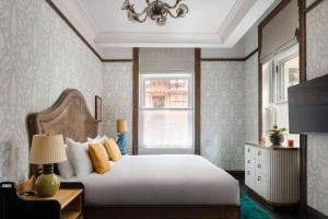 The Beekman, A Thompson Hotel, by Hyatt - Dining Experiences