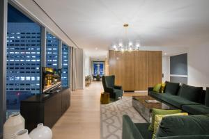 The Laura Hotel, Houston Downtown, Autograph Collection - Frequently Asked Questions