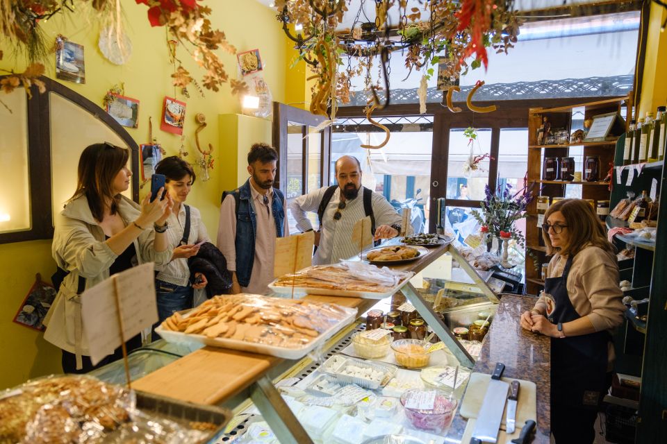 Thessaloniki: Walking Tour With Food Tastings and Drinks - Exploring Local Culinary Delights