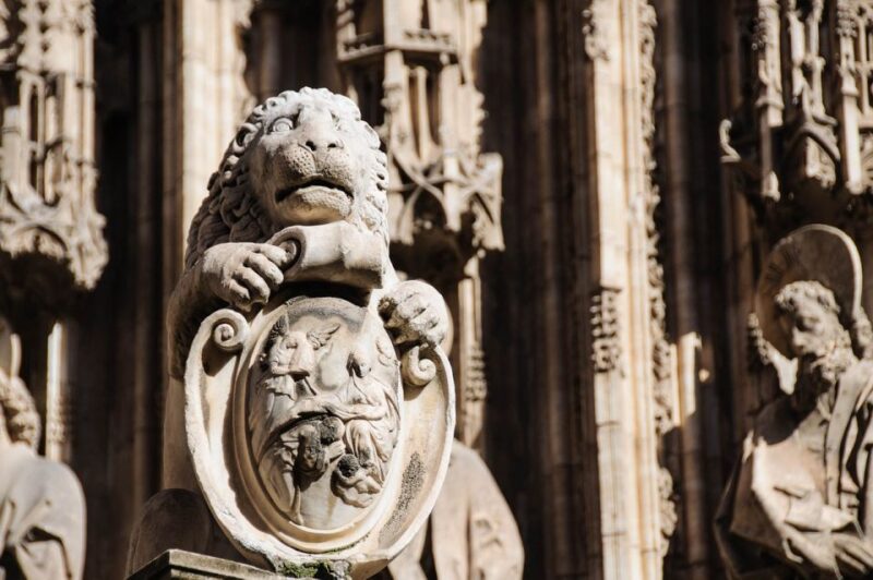 Toledo: Private Walking Tour With 7 Monument Tickets - Tour Details