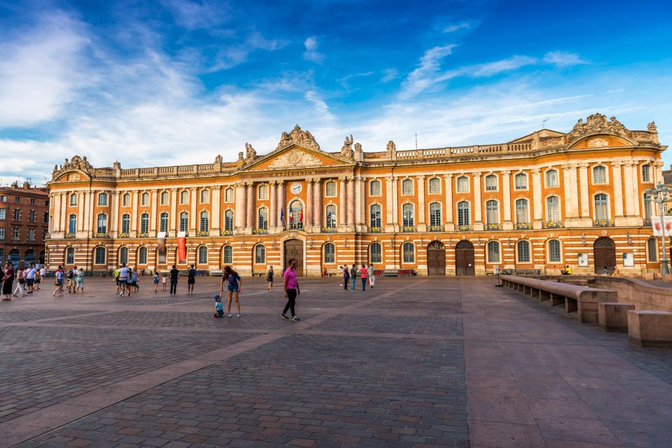 Toulouse: City Card (With Transport) - Discounted Activities and Experiences