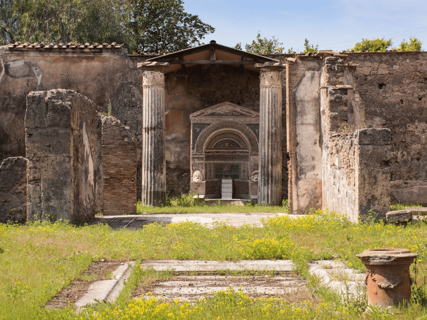 Tour De Three Pompei Regions a Digital Audioguide in English - Necropoli Di Porta Vesuvio