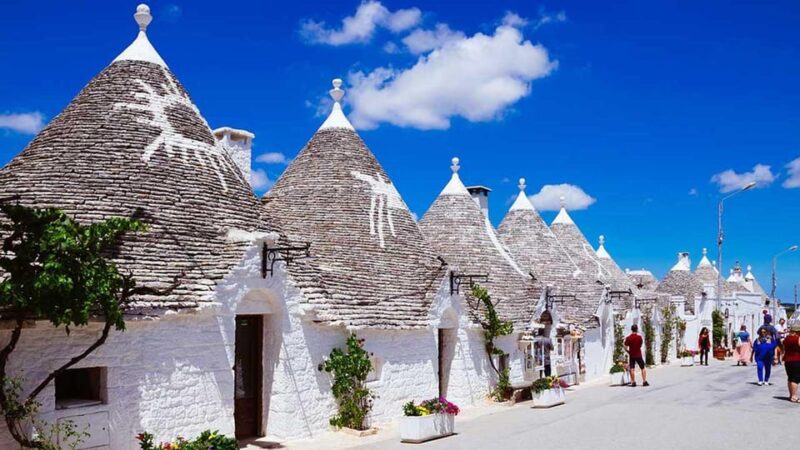 Tour Monopoli, Polignano, Alberobello, and Locorotondo From Bari - Participant Information and Language Options