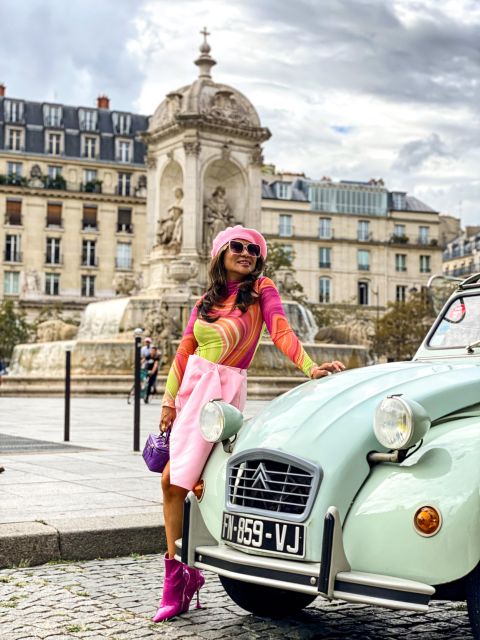 Tour of Paris in Citroën 2CV - Languages Offered