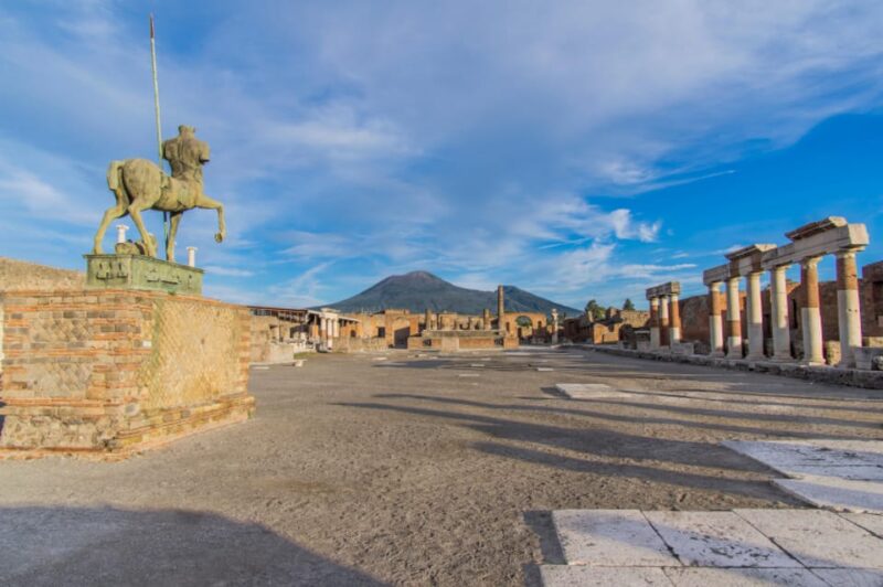 Tour Pompei Wine Testing - Visiting the Winery