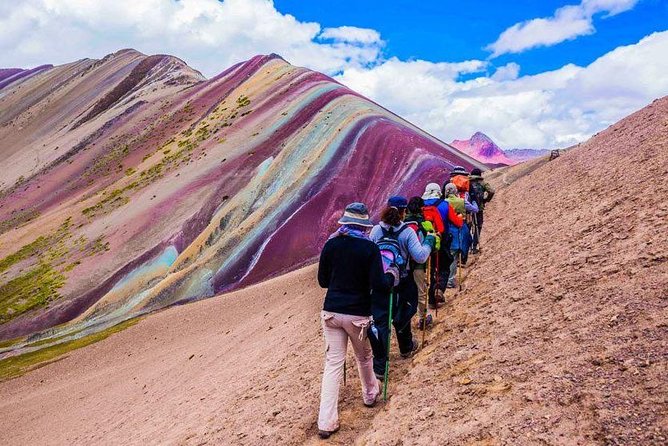 Trek Through the Mountain of Colors Vincunca-Cusco - Exploring the Vibrant Landscape