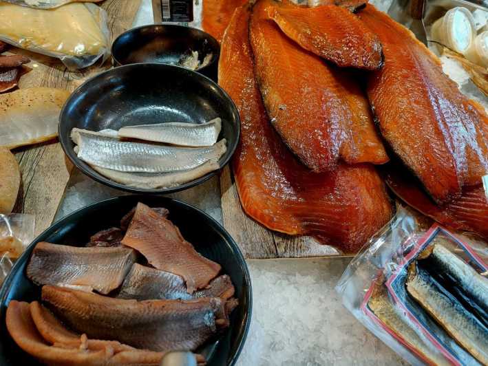 Tromsø: Arctic Flavors Food Walking Tour - Local Beer Tasting