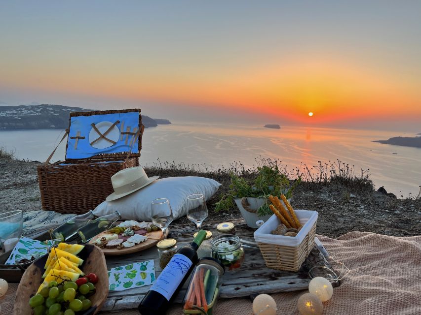 Uncrowded Santorini Sunset PicNic - Scenic Highlights