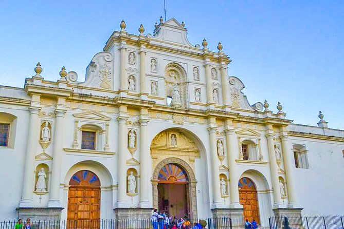 UNESCO Jewels: Antigua Half Day Tour From Guatemala City - Experiencing Volcanic Surroundings