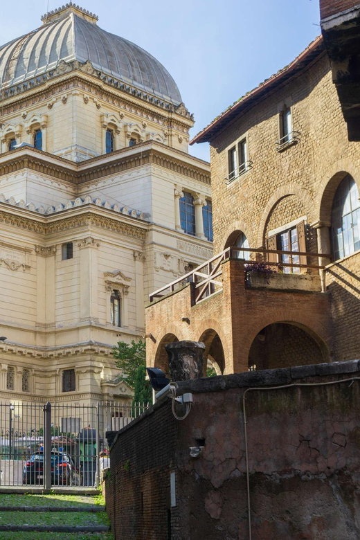 Unusual Rome: Tiber Island, Jewish Ghetto With Snack - Culinary Delights Along the Way