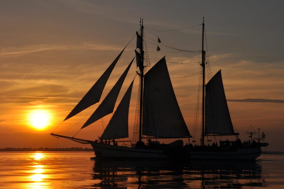 Usedom: Sailing Tour on Exclusive Tall Ship Thursday - Crew and Maritime Tradition