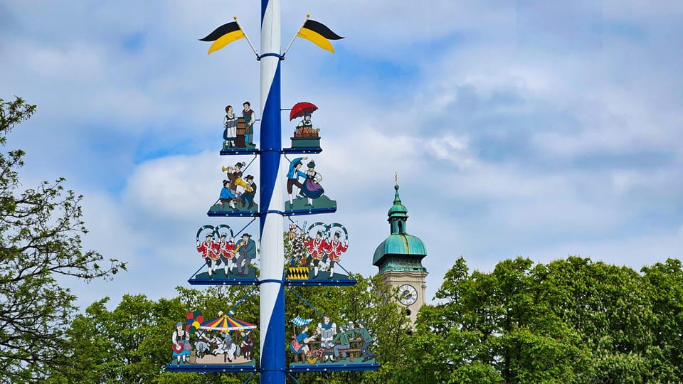 Vegetarian Viktualienmarkt Tasting Tour in German - Food and Beverages Included