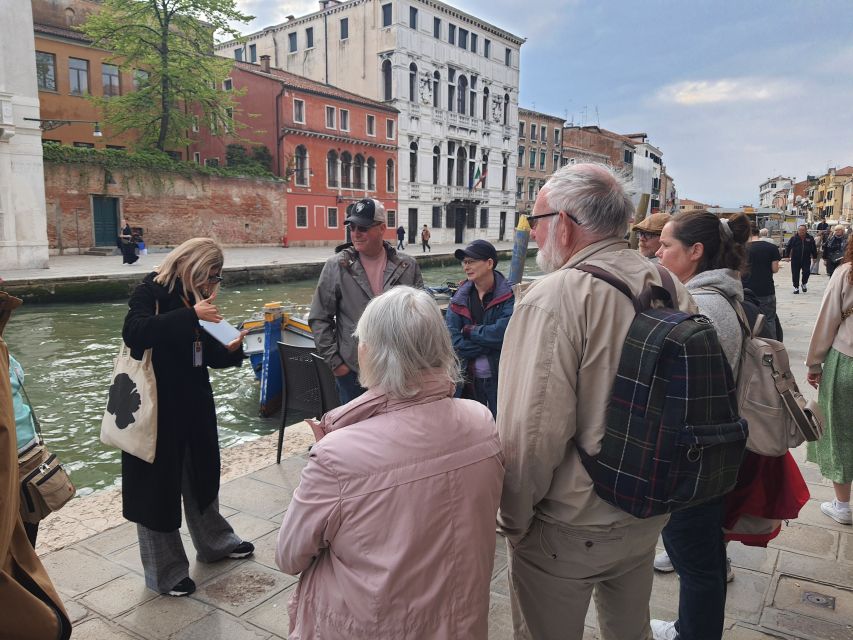 Venice: City Wonders Group Walking Tour With a Guide - Dorsoduro Sestiere Discovery