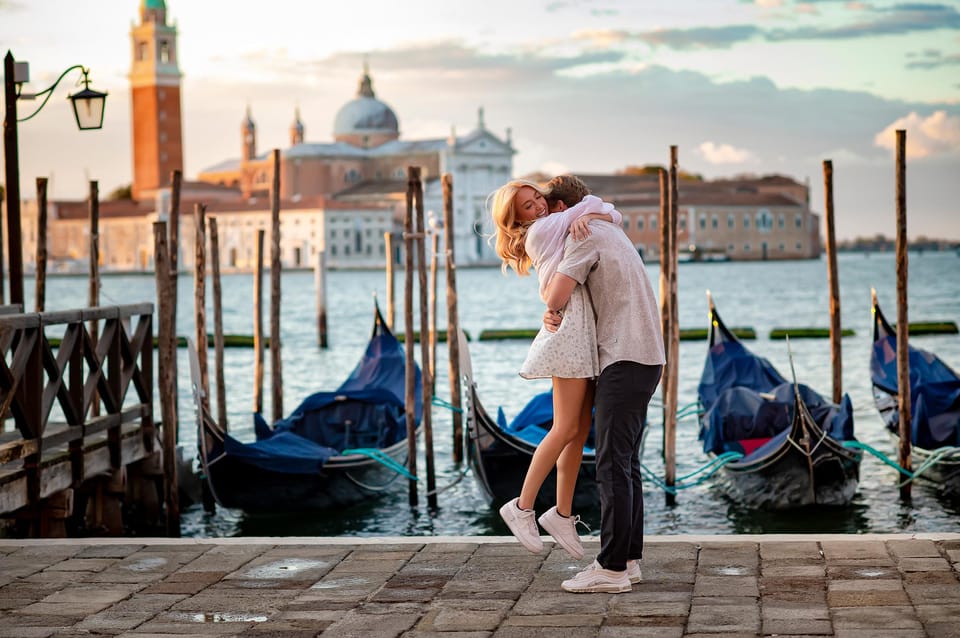 Venice: Private Professional Photo Shoot Experience. - Itinerary and Locations