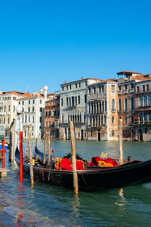 Venice: Private Tour of Hidden Historic Center and Murano - Booking and Cancellation Policies