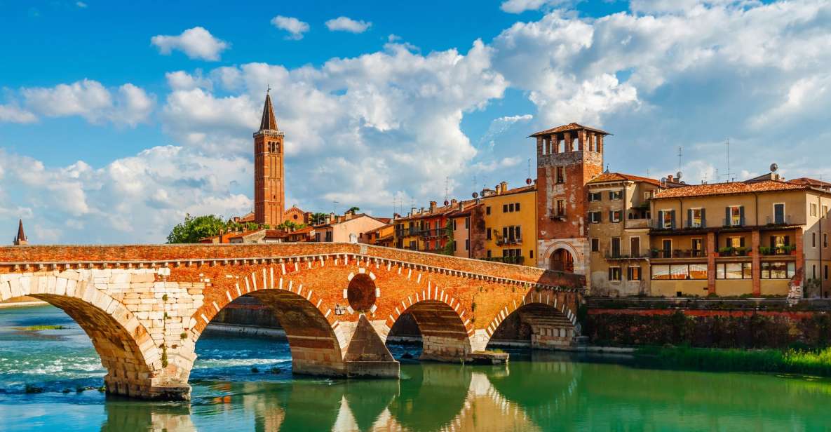 Verona: First Discovery Walk and Reading Walking Tour - Important Information