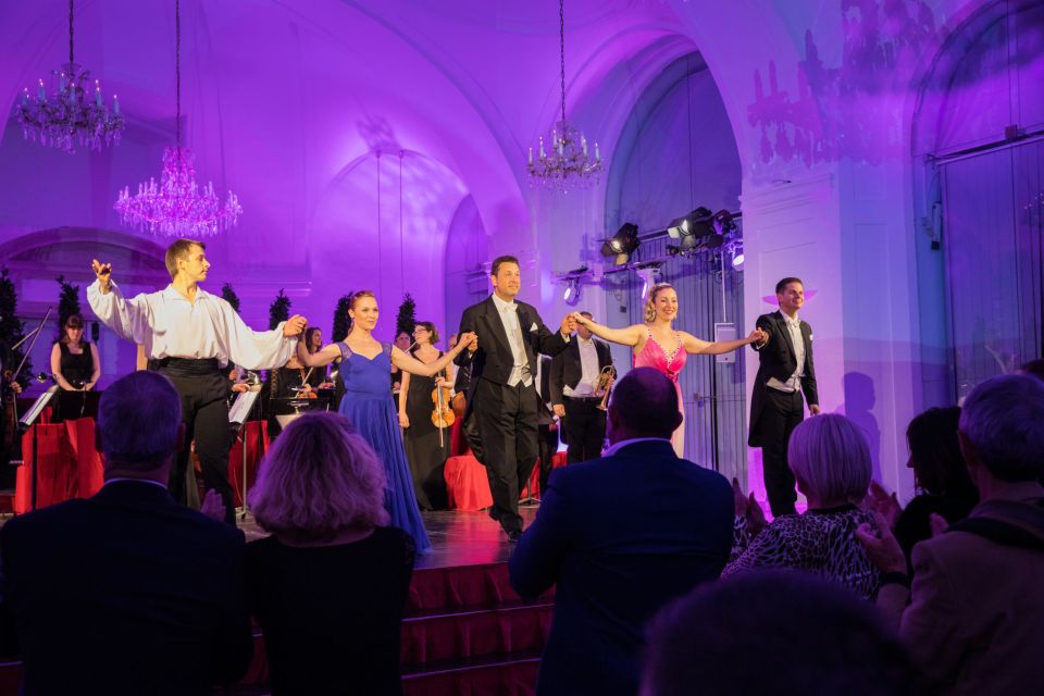 Vienna: 3-Course Dinner and Concert at Schönbrunn Palace - VIP Options