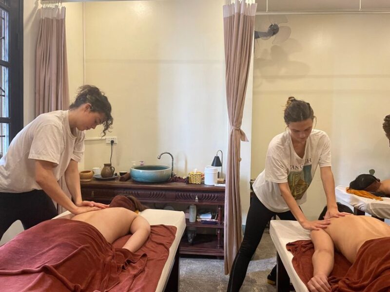 Vietnamese Deep Tissue Neck and Shoulder Massage Class - Class Activities