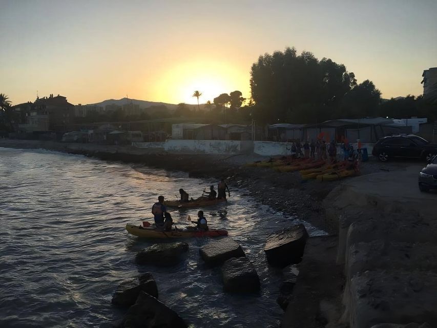 Villajoyosa: Moonlight Kayaking and Dinner Under the Stars - Kayaking Amenities