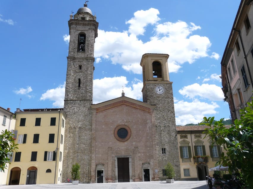 Visit Bobbio: a Walking Guided Tour of the Beautiful Village - Ponte Gobbo and Legends