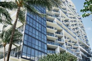 W South Beach - Dining Options