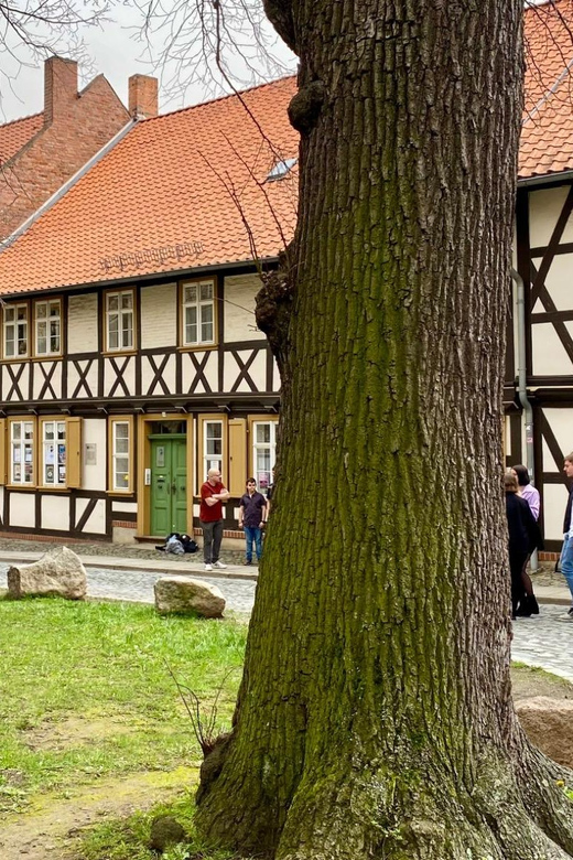 Wernigerode: Pitoresque Old Town Highlights Self-guided Walk - Pricing and Duration