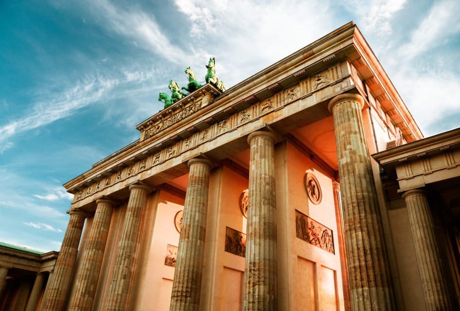 Wonderful Berlin – Private Family Walking Tour - Tour Features